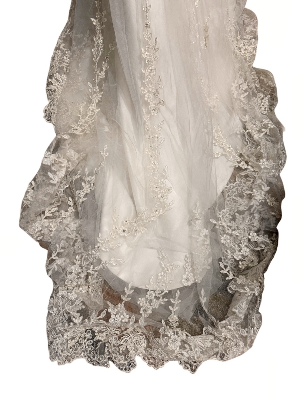 Anjolique Professional Design Ivory Beaded Lace Mermaid Wedding Dress Size 8 - Picture 7 of 13